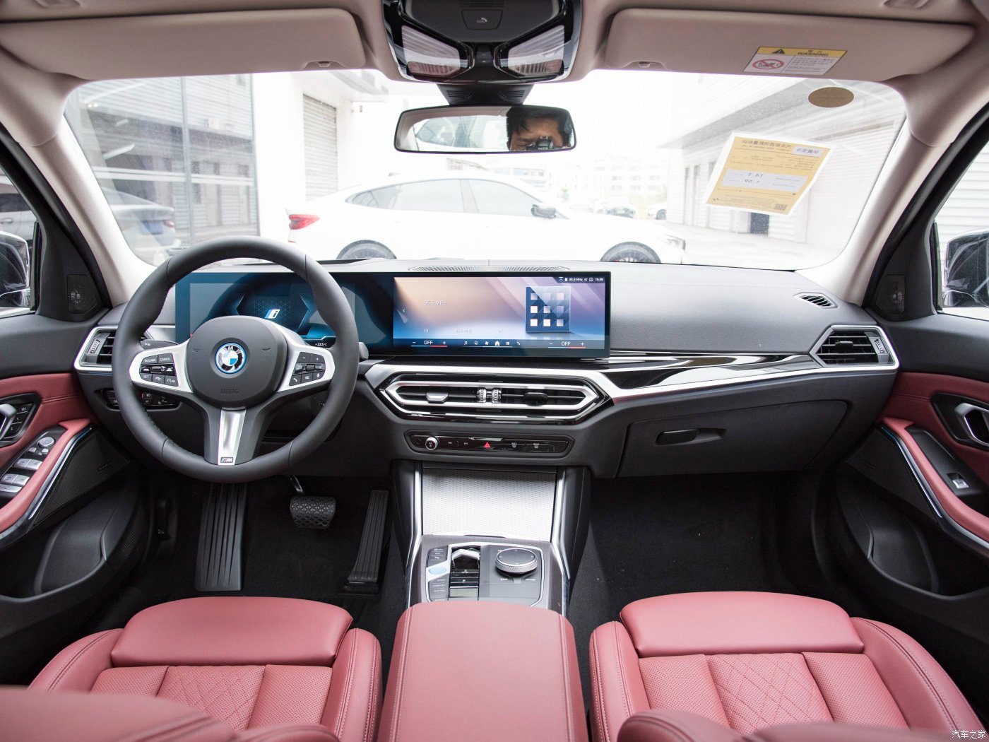 I3 2024 Edrive 40L Yaoye Sports Suit Edition Used EV Car for Family Use