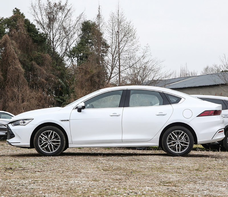 Byd Qin Plus 2024 Honor Version Dm-I 120Km Leading Edition Hybrid Car