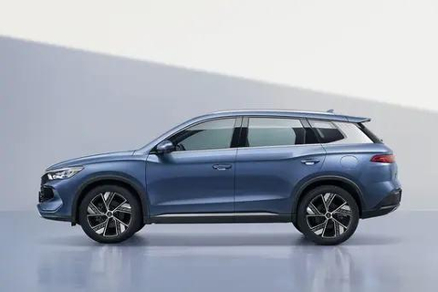 China Plug-in Hybrid Car BYD Song Pro 2024 Honor DM-i 71KM Leading Car Motor Long Range SUV