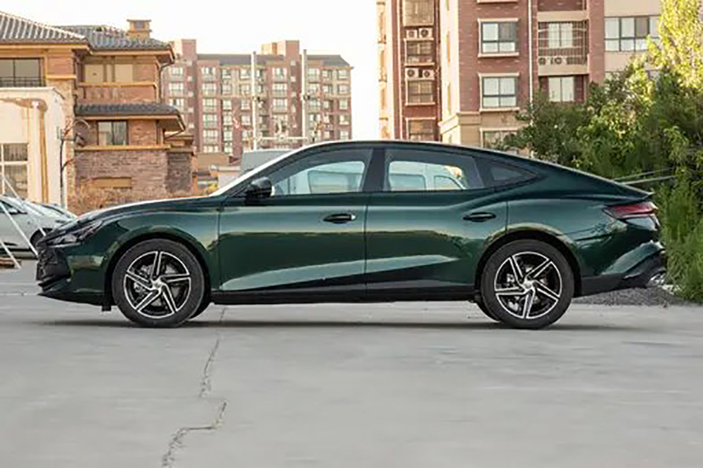 Mg 7 1.5T Zhimei Luxury Edition Sedan Gasoline Fast Speed Car for Adult