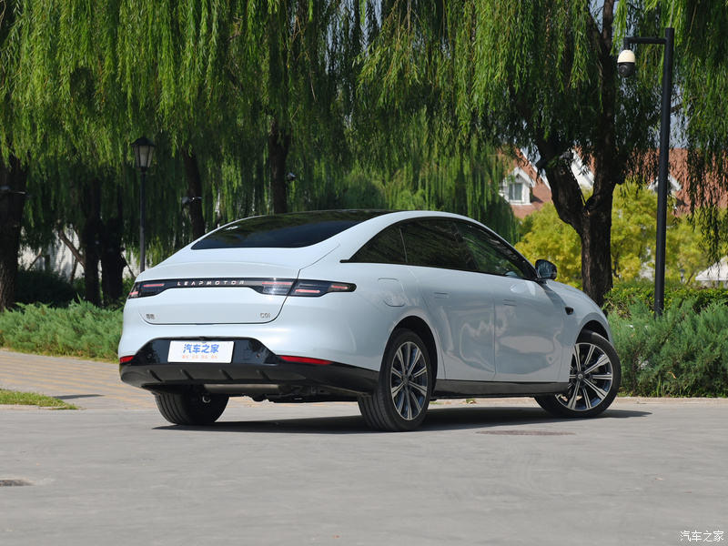 Leapmotor C01 New Energy Sedan Vehicle 216 Reev Comfort Edition Electric Car