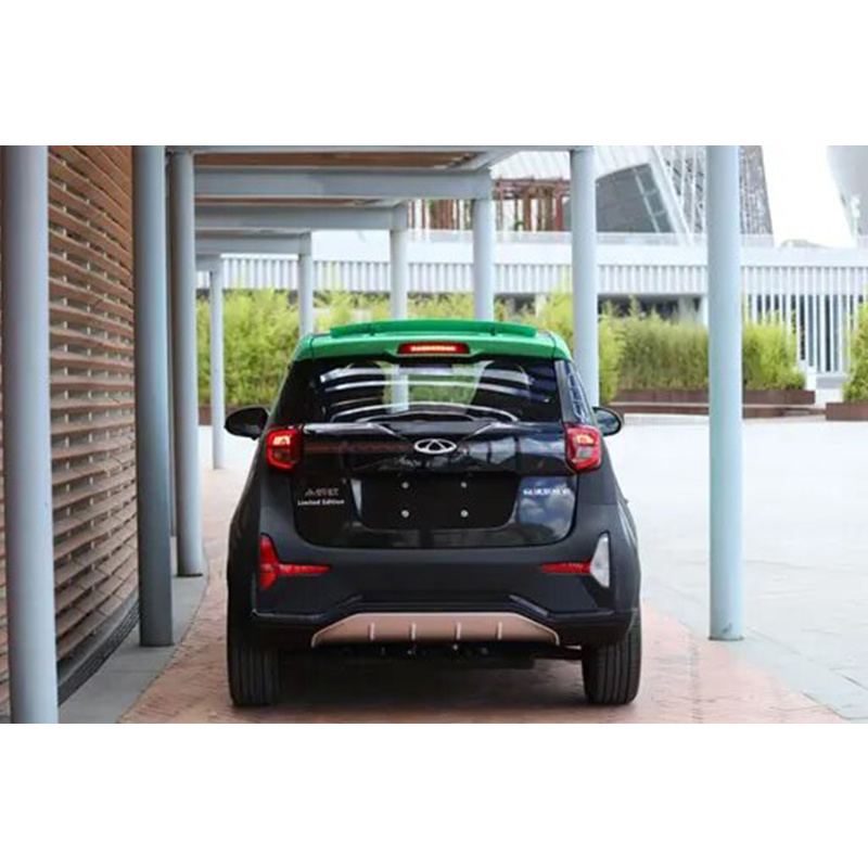 Pure Electric White China New Energy Car Chery little ant