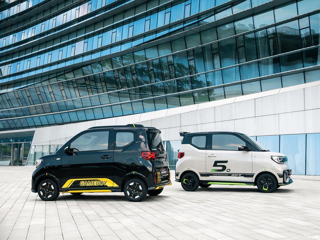 Good Service SUV RWD cars automobile new electric mini car Wuling Hongguang