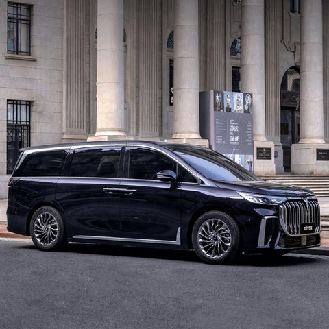 2024 Awd EV MPV Car Dongfeng Voyah Dreamer Excellent Edition Bev Lantu 7seats New Energy Cars Automobile Vehicles Russia