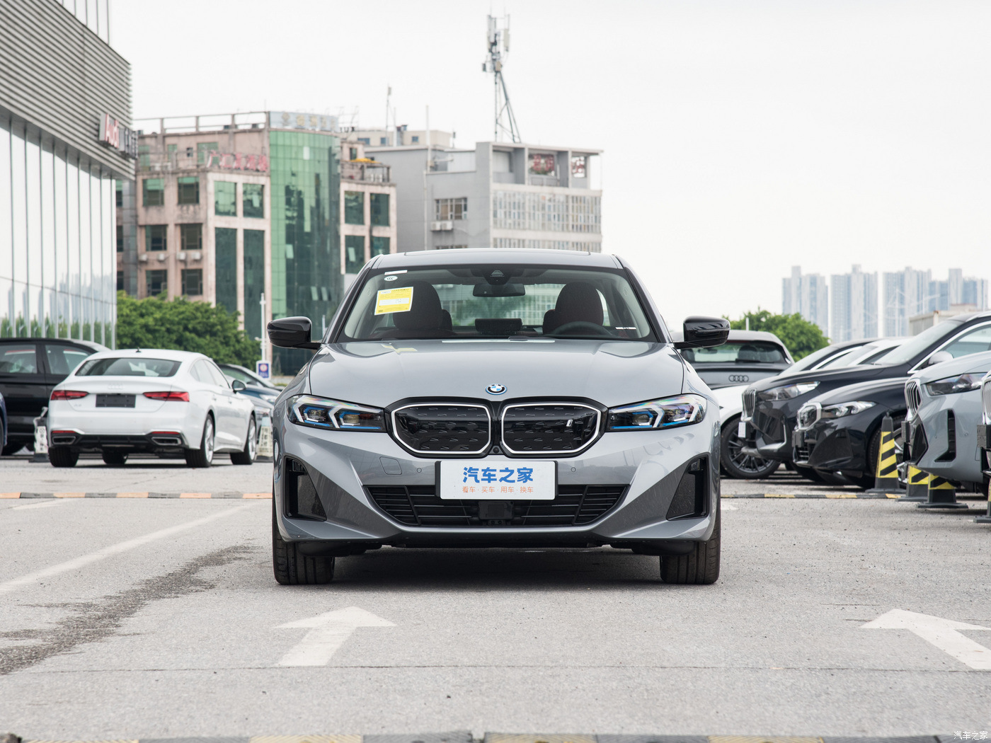 I3 2024 Edrive 40L Yaoye Sports Suit Edition Used EV Car for Family Use