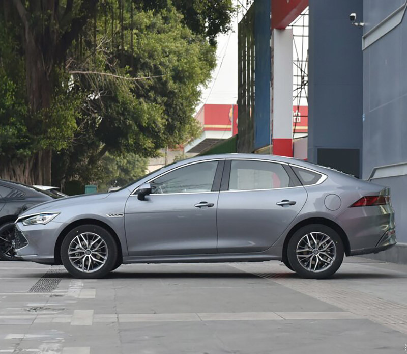 Byd Qin Plus 2024 Honor Dm-I 120Km Beyond Edition 1245Km Hybrid Car