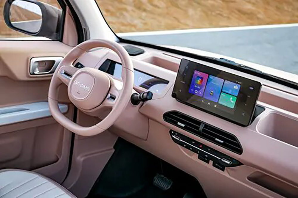 2023 Hot Sale Brand Geely Panda Mini Adorable Compact Convenient Pure Electric Economical Car