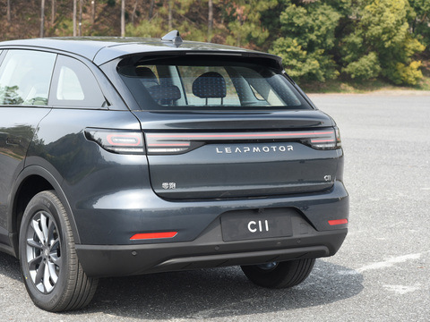 Leapmotor C11 2023 Brand New 500 Comfort Electric Car New Energy 4-wheel Drive Suv High Quality Made In China