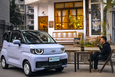 China Mini Car Chery QQ Ice Cream Edition Electric Vehicles Cheap Electric Car
