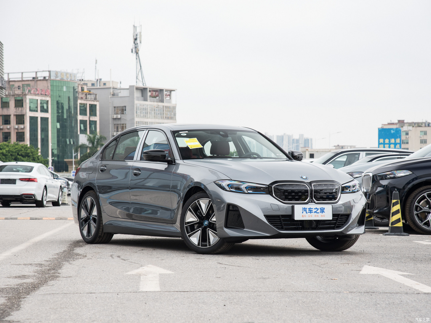 I3 2024 Edrive 40L Yaoye Sports Suit Edition Used EV Car for Family Use