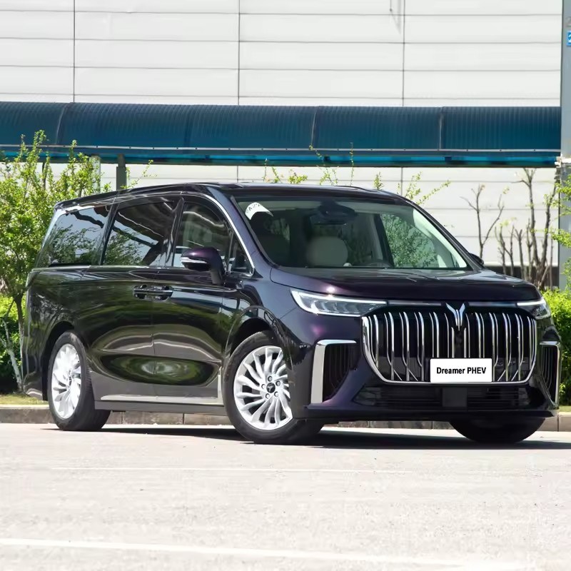 Dongfeng Voyah Dreamer Hybrid MPV PHEV New Energy Vehicle 7-seater Car