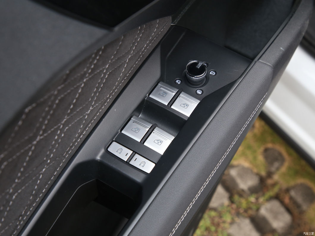 Fully Electric Family Mini car Q4 2024 50 e-tron quattro Chuangxiang Yaoye Editio