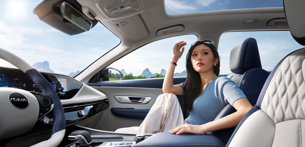 Factory Hot Selling 2024 Dongfeng Aeolus Haoji Luxury New Gasoline Car Petrol Car Vehicle