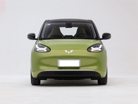 China Hot Wuling Bingo EV Smart Electric 5 Door 4 Seat New Energy Mini Electric Car