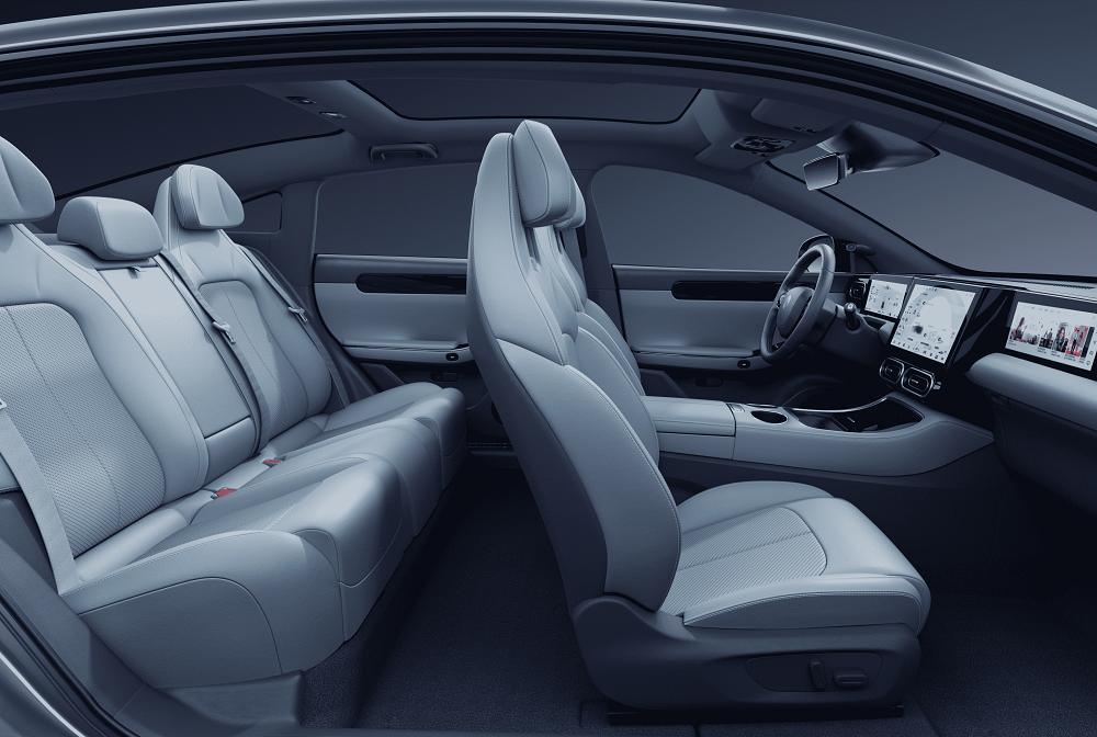 Leapmotor C01 630 4 Wheel Drive Electric High Performance EV Sedan Car